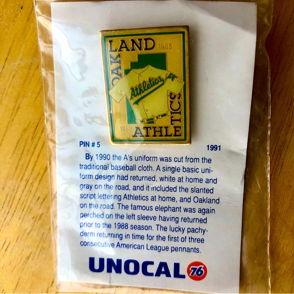 Vintage Pin - Oakland A’s 1988